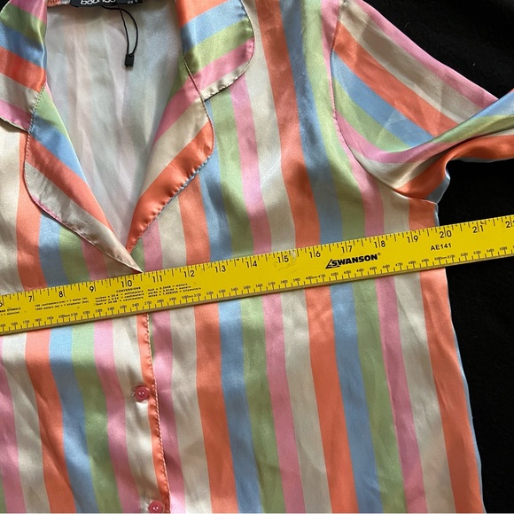 BOOHOO Women’s Satin Pajama Set Long Sleeve Top and Shorts Size 6 Medium - Picture 5 of 16